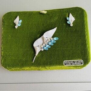 Vintage Tru-Kay Sterling 925 Blue White Rhinestone Crystal Brooch & Earr…